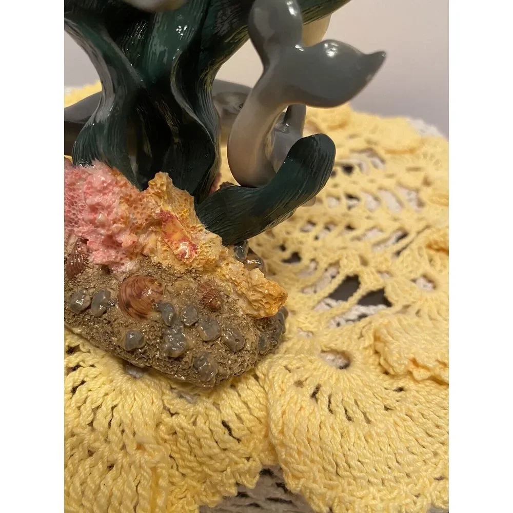 Herco Gift Professional Dolphins Playing In Coral Seaweed Figurine‎ Ceramic.